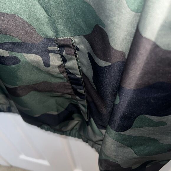 Forever 21 zip up hoody green brown black fatigue - Picture 7 of 8